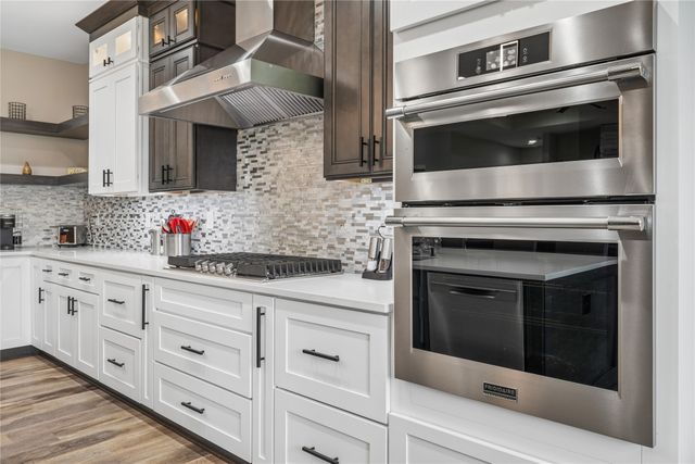 1050 Harrington Way, Waukee, IA 50263
