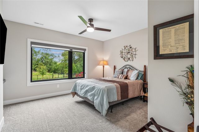 1050 Harrington Way, Waukee, IA 50263