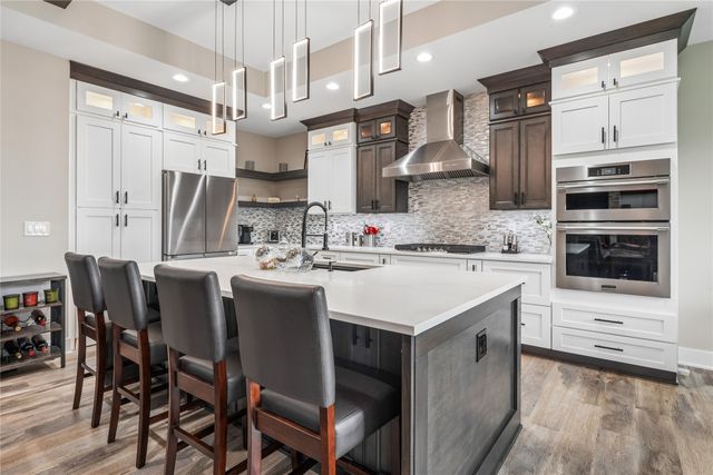 1050 Harrington Way, Waukee, IA 50263