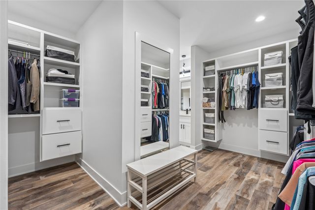 1050 Harrington Way, Waukee, IA 50263