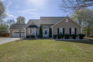 377 Dunagan Chase Drive, Lawrenceville, GA 30045