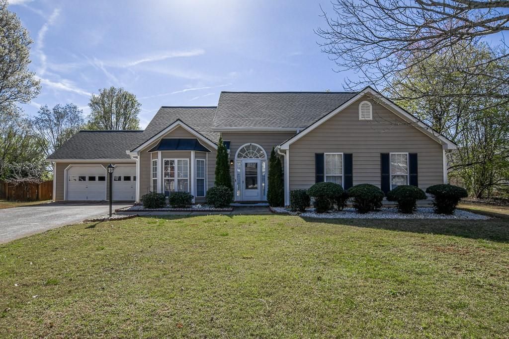 377 Dunagan Chase Drive, Lawrenceville, GA 30045