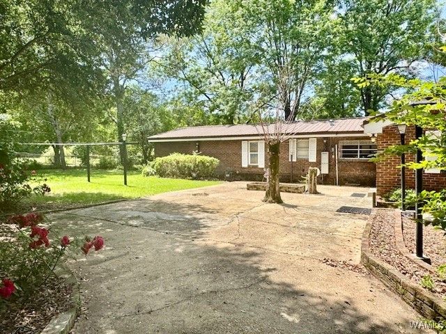 1511 Service Street, Demopolis, AL 36732