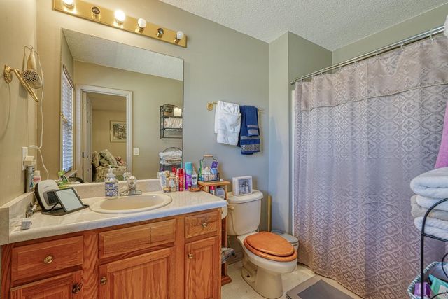 750 Goodjoin Road, Campobello, SC 29322