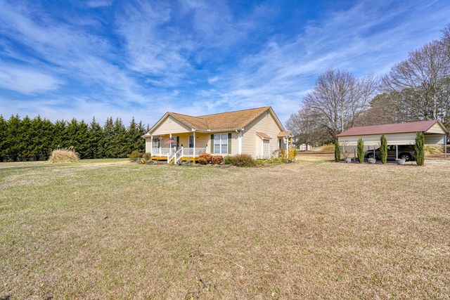 750 Goodjoin Road, Campobello, SC 29322