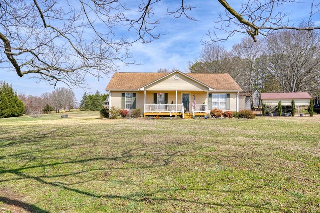 750 Goodjoin Road, Campobello, SC 29322