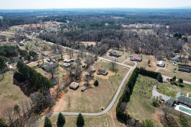 750 Goodjoin Road, Campobello, SC 29322