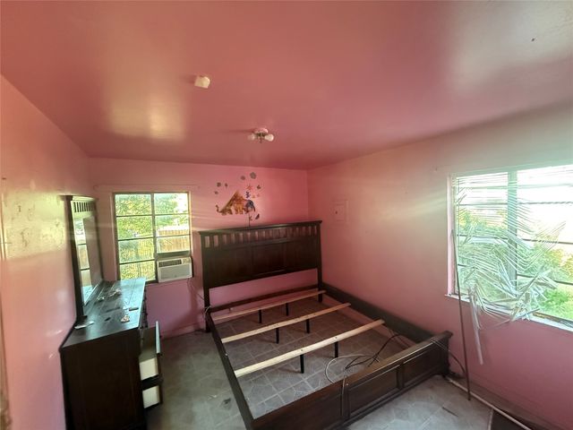 426 Krueger Street, Dallas, TX 75224