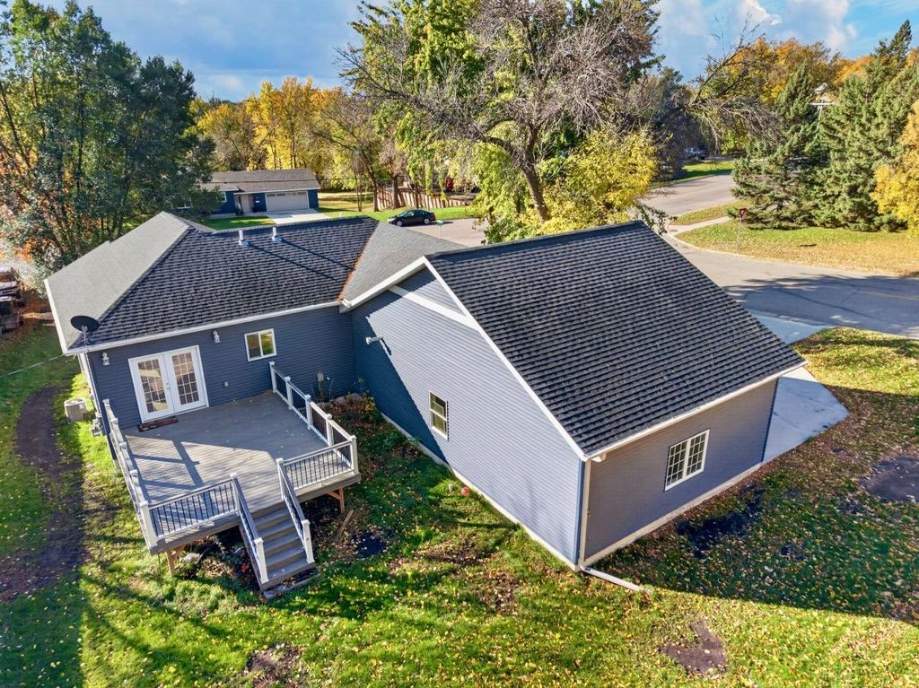 1105 E Mount Faith Avenue, Fergus Falls, MN 56537 — photo 5