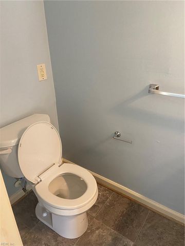 1632 Janke RD, Virginia Beach, VA 23455