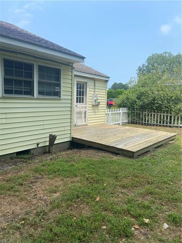 1632 Janke RD, Virginia Beach, VA 23455
