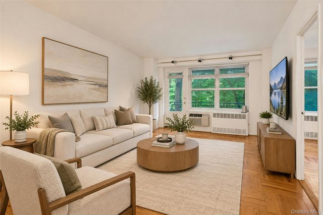281 Garth Road C2H, Scarsdale, NY 10583