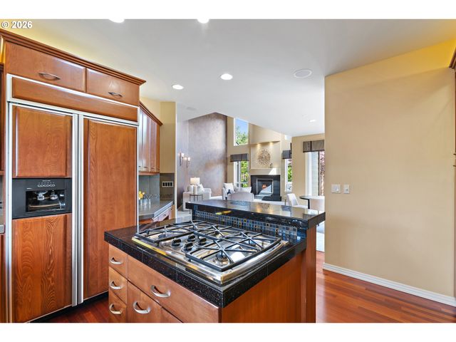 3088 N HOLLADAY Dr, Cornelius, OR 97113