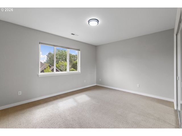 3088 N HOLLADAY Dr, Cornelius, OR 97113