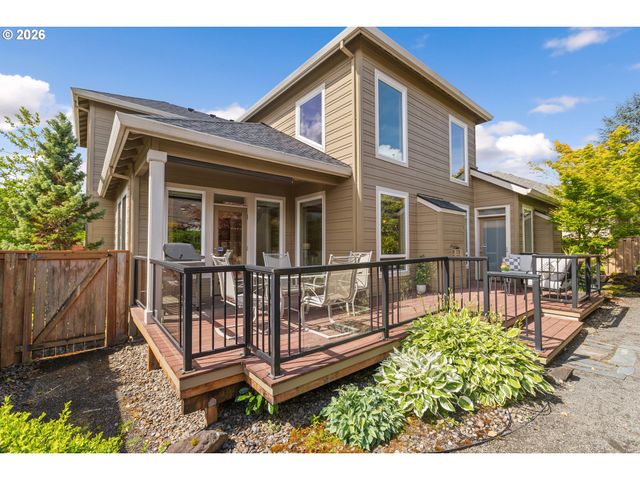 3088 N HOLLADAY Dr, Cornelius, OR 97113