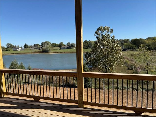 1027 Fir Lane, Liberty, MO 64068