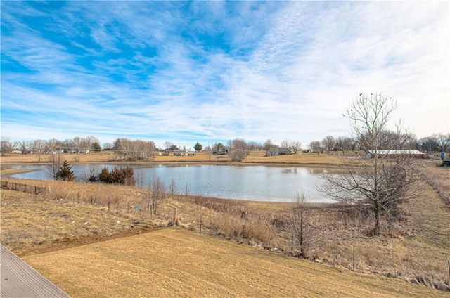 1027 Fir Lane, Liberty, MO 64068