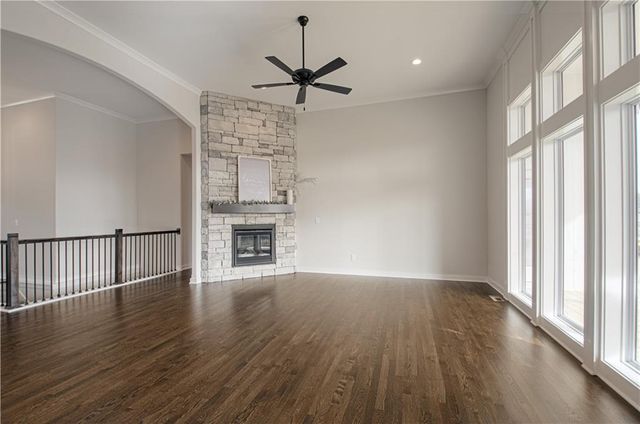 1027 Fir Lane, Liberty, MO 64068