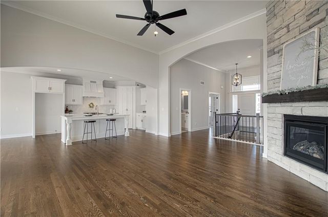 1027 Fir Lane, Liberty, MO 64068