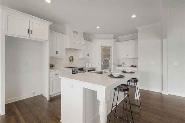 1027 Fir Lane, Liberty, MO 64068