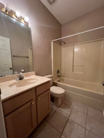 7875 BRADY CREEK CV, Memphis, TN 38016