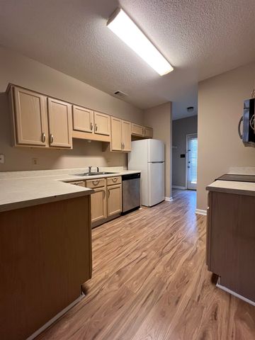 7875 BRADY CREEK CV, Memphis, TN 38016