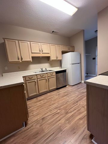 7875 BRADY CREEK CV, Memphis, TN 38016