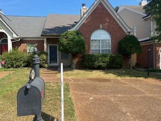 7875 BRADY CREEK CV, Memphis, TN 38016