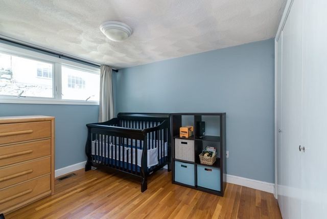 132 Grant St 132, Lexington, MA 02420