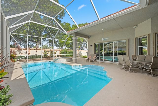 11849 Osprey Point Circle, Wellington, FL 33449
