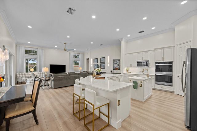 11849 Osprey Point Circle, Wellington, FL 33449