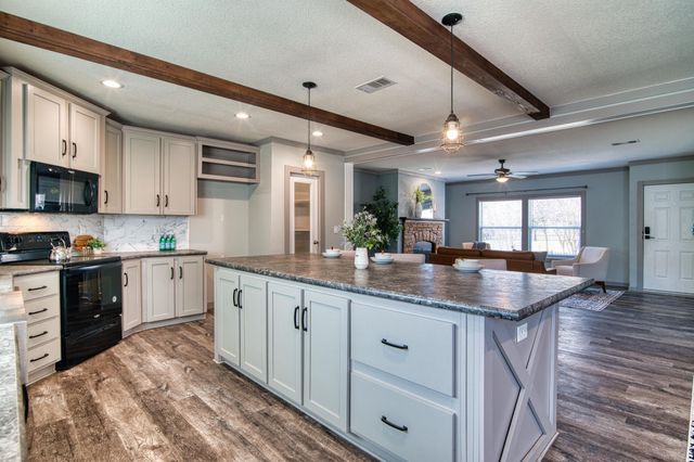 1721 Mesquite Valley Road, Mesquite, TX 75149