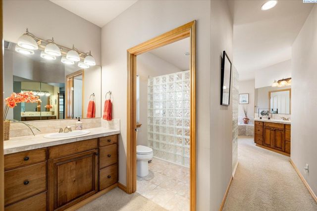 3610 S Johnson Street, Kennewick, WA 99337