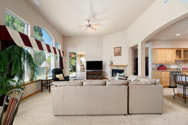 3610 S Johnson Street, Kennewick, WA 99337