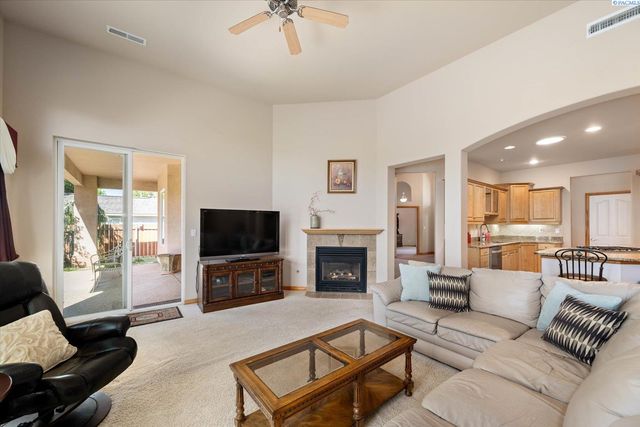 3610 S Johnson Street, Kennewick, WA 99337