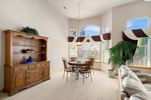 3610 S Johnson Street, Kennewick, WA 99337