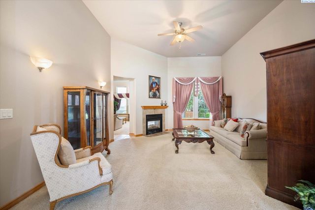 3610 S Johnson Street, Kennewick, WA 99337