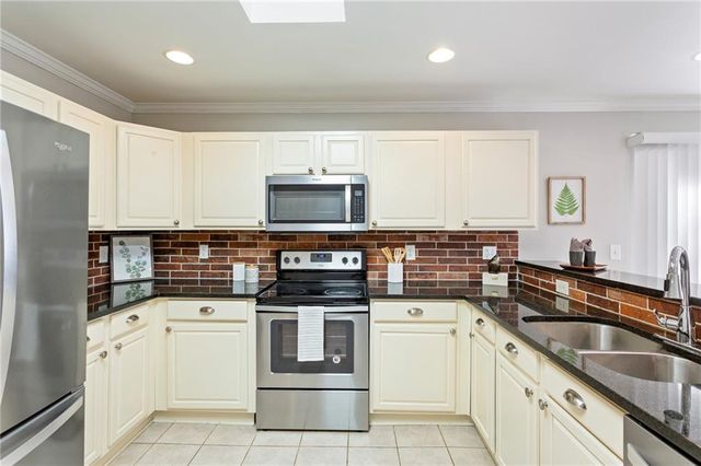 2316 Elmwood SE Drive, Atlanta, GA 30339