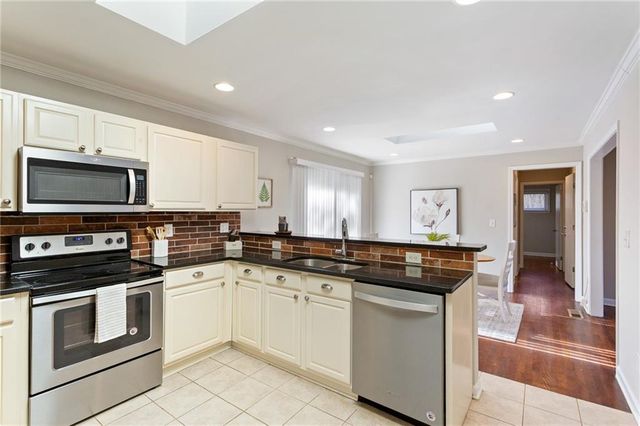 2316 Elmwood SE Drive, Atlanta, GA 30339