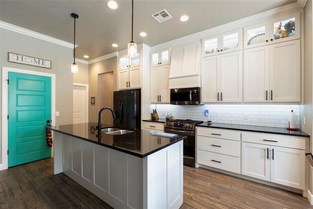 15174 Gray Fox Road, Choctaw, OK 73020