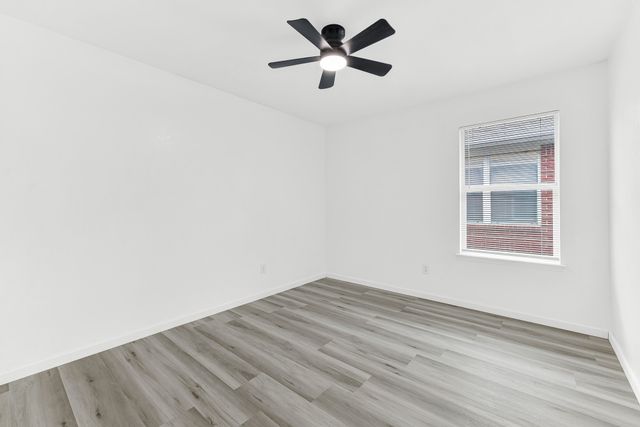 306 Lakefront Drive, Wylie, TX 75098