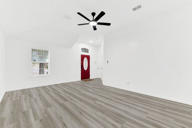 306 Lakefront Drive, Wylie, TX 75098