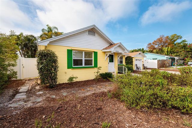 4804 29TH AVENUE S, Gulfport, FL 33711