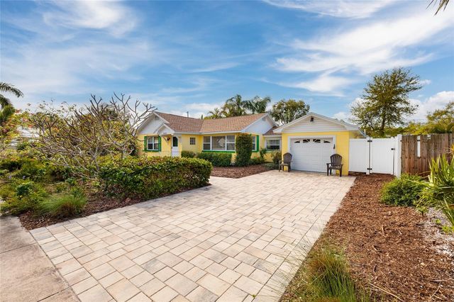 4804 29TH AVENUE S, Gulfport, FL 33711