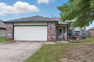 1076 E 131st Place, Glenpool, OK 74033