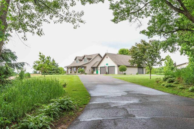 675 DIVINE WAY, Custer, WI 54423