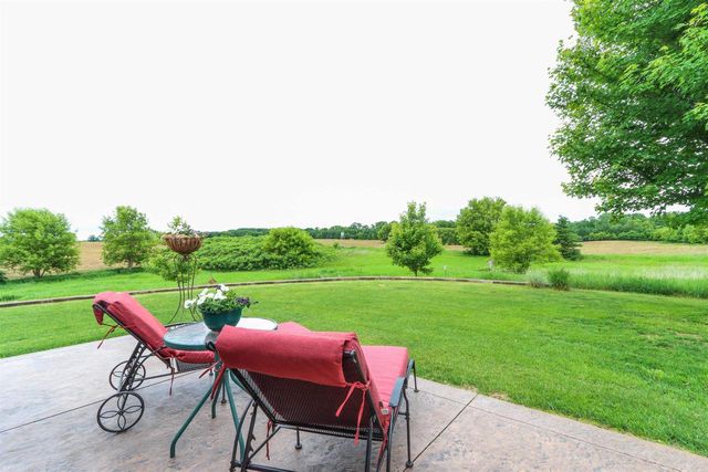 675 DIVINE WAY, Custer, WI 54423
