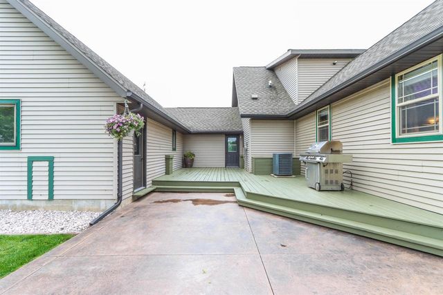 675 DIVINE WAY, Custer, WI 54423