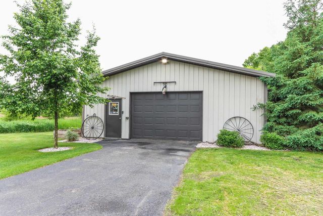 675 DIVINE WAY, Custer, WI 54423