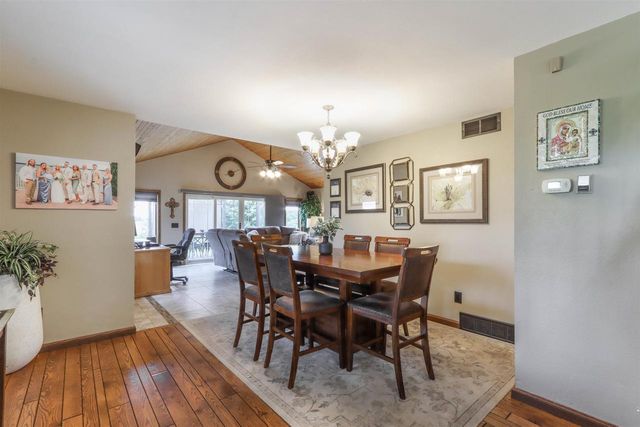 675 DIVINE WAY, Custer, WI 54423